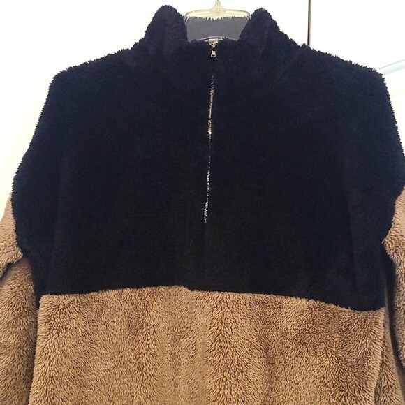 Beeson River Black & Tan Oversized Sherpa Women's Size Small - Picture 3 of 8